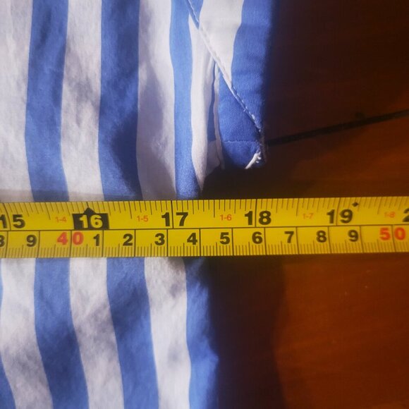 Banana Republic Women's Multi-Directional Blue/White Striped Cropped - Size XS - Picture 9 of 10